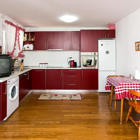 Malina Apartman *